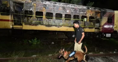கண்ணூர் ரெயில் நிலையத்தில் நிறுத்தப்பட்டிருந்த ரெயில் பெட்டியில் தீ விபத்து..!