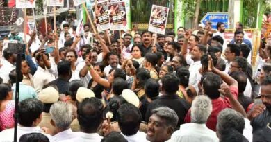 தி.மு.க.,  அரசை  கண்டித்து  அ.தி.மு.க.,  ஆர்ப்பாட்டம்