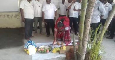 ரூ.5.81  லட்சம்  மதிப்பில்  இ- –  சேவை  மையம்